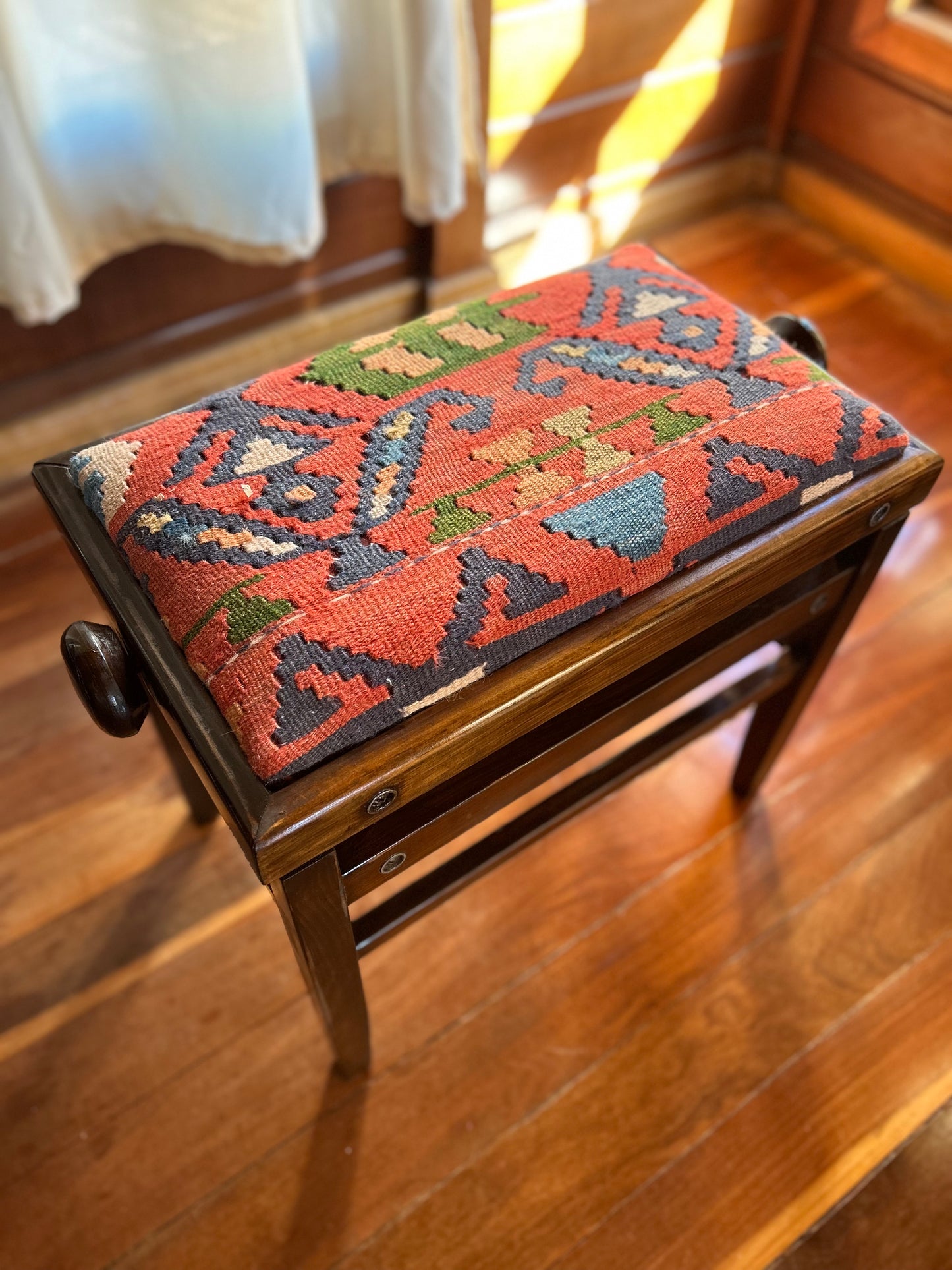 Banqueta de piano Kilim