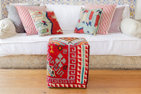 Pufe Kilim cubo